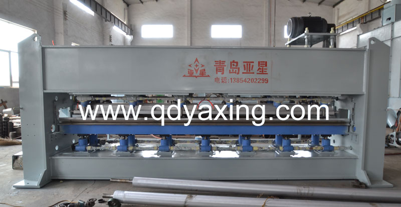 針刺機(jī) 針刺機(jī)