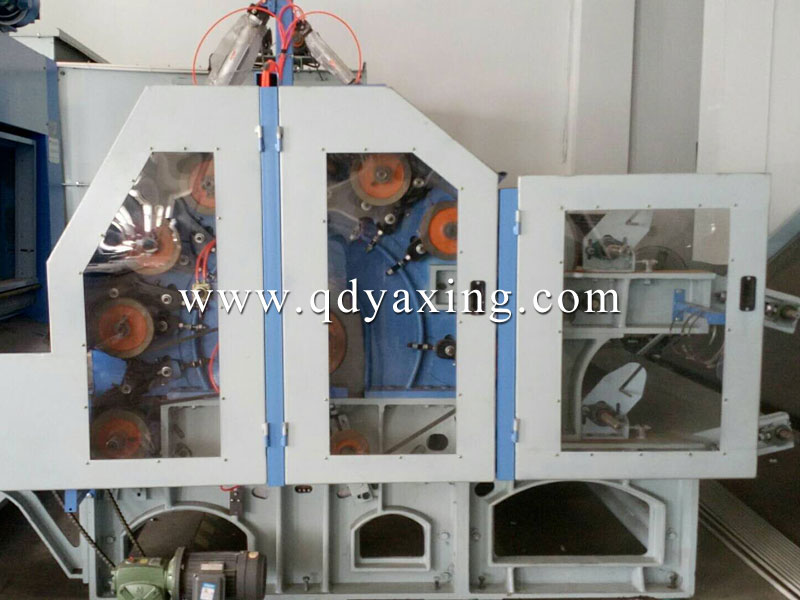YXS-217單錫林雙道夫無(wú)紡布梳理機(jī) YXS-217單錫林雙道夫無(wú)紡布梳理機(jī)